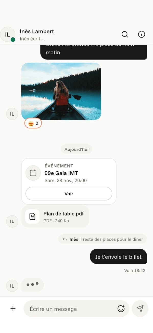 Écran « Une discussion » de l’application Komi sur iPhone