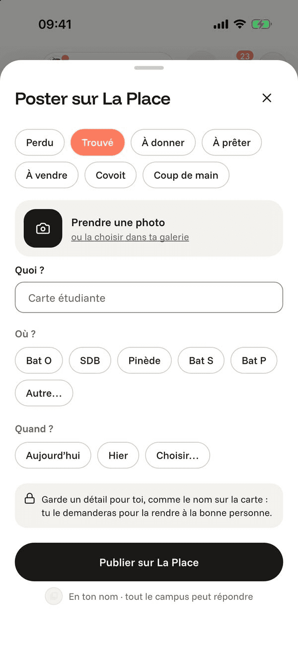Écran « Poster une annonce » de l’application Komi sur iPhone
